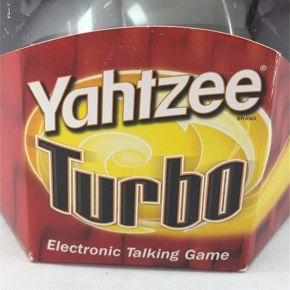 NIB Yahtzee Turbo 2006 Hasbro Electronic Talking Dice Game